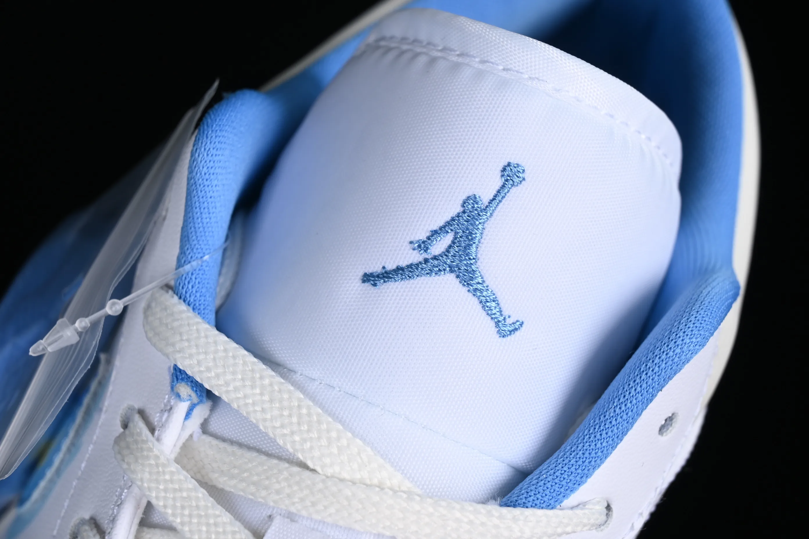All categories Air Jordan Jordan series basketball shoes Air Jordan 1 Low Air Jordan 1 Low "Born To Fly" AJ1 Joe 1 blue and white flame FJ7219-441